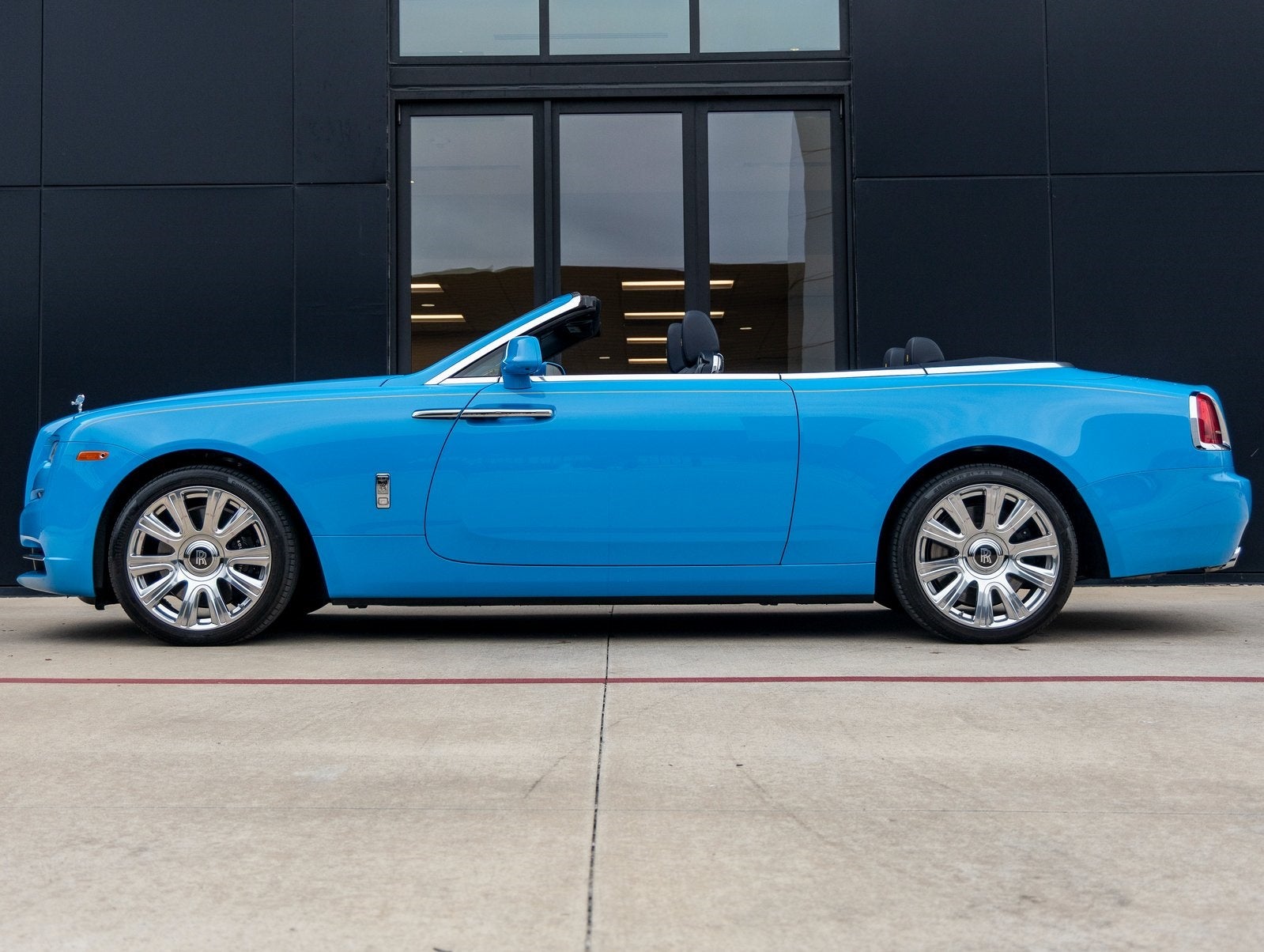 2021 Rolls-Royce Dawn Base