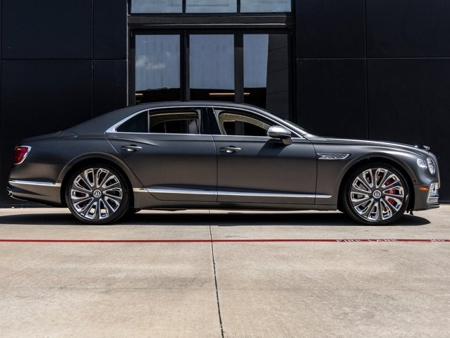 2023 Bentley Flying Spur Mulliner W12