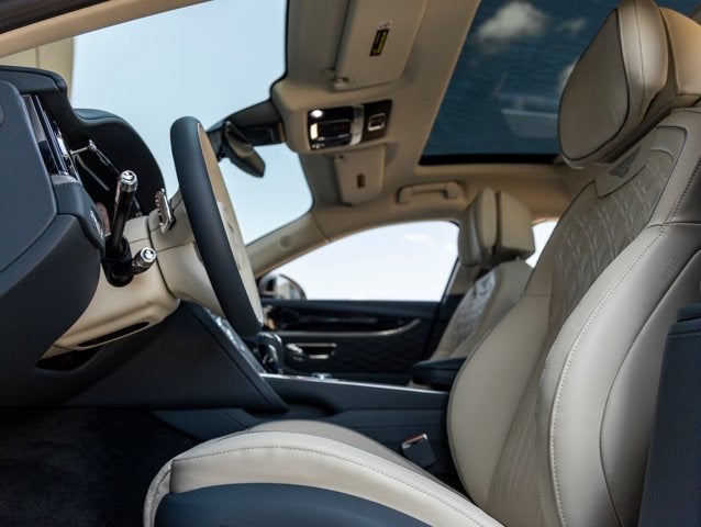 2023 Bentley Flying Spur Mulliner W12