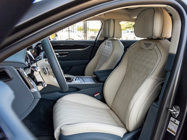 2023 Bentley Flying Spur Mulliner W12