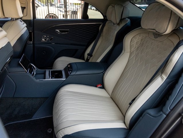 2023 Bentley Flying Spur Mulliner W12