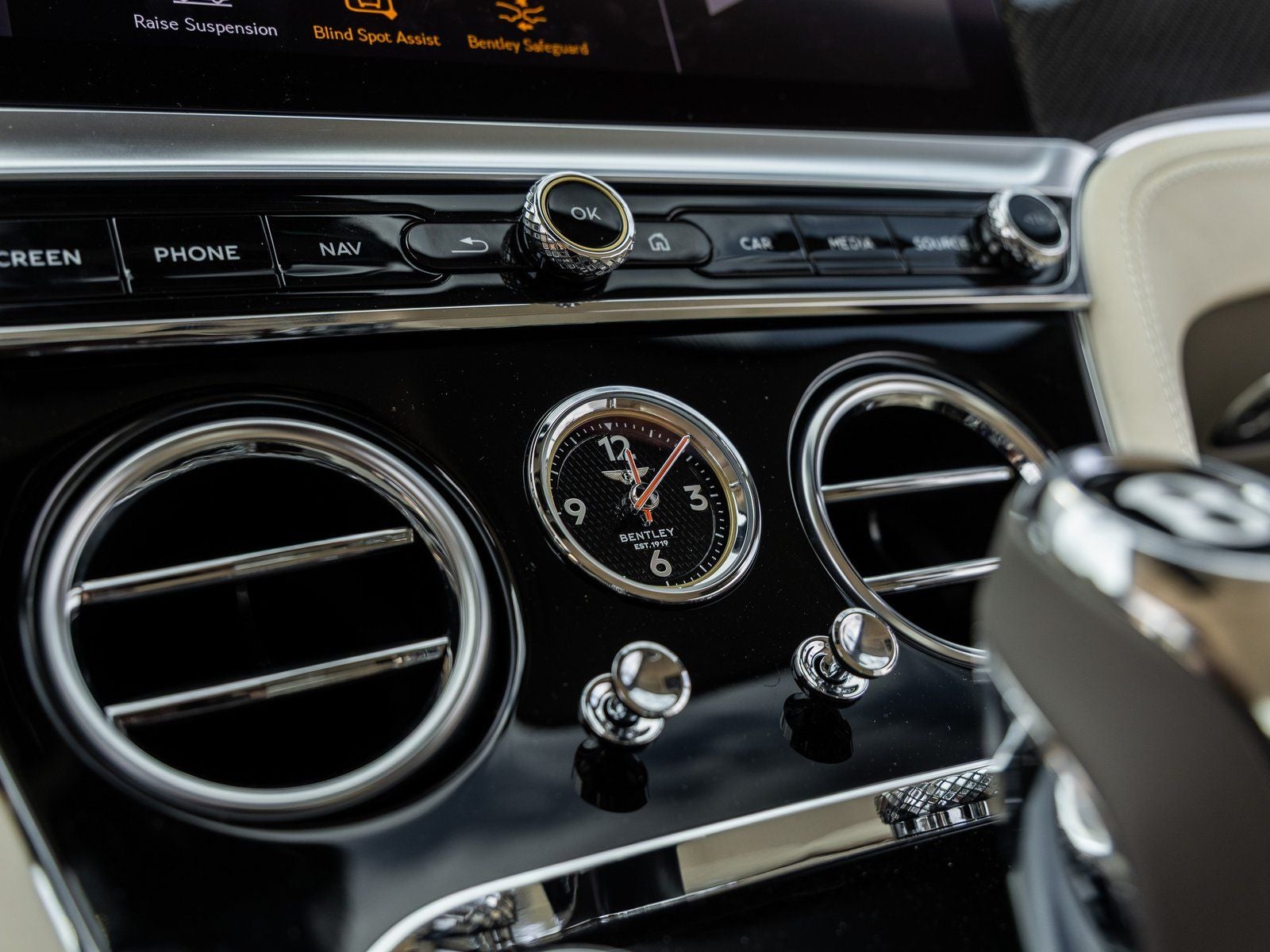 2022 Bentley Continental GT V8