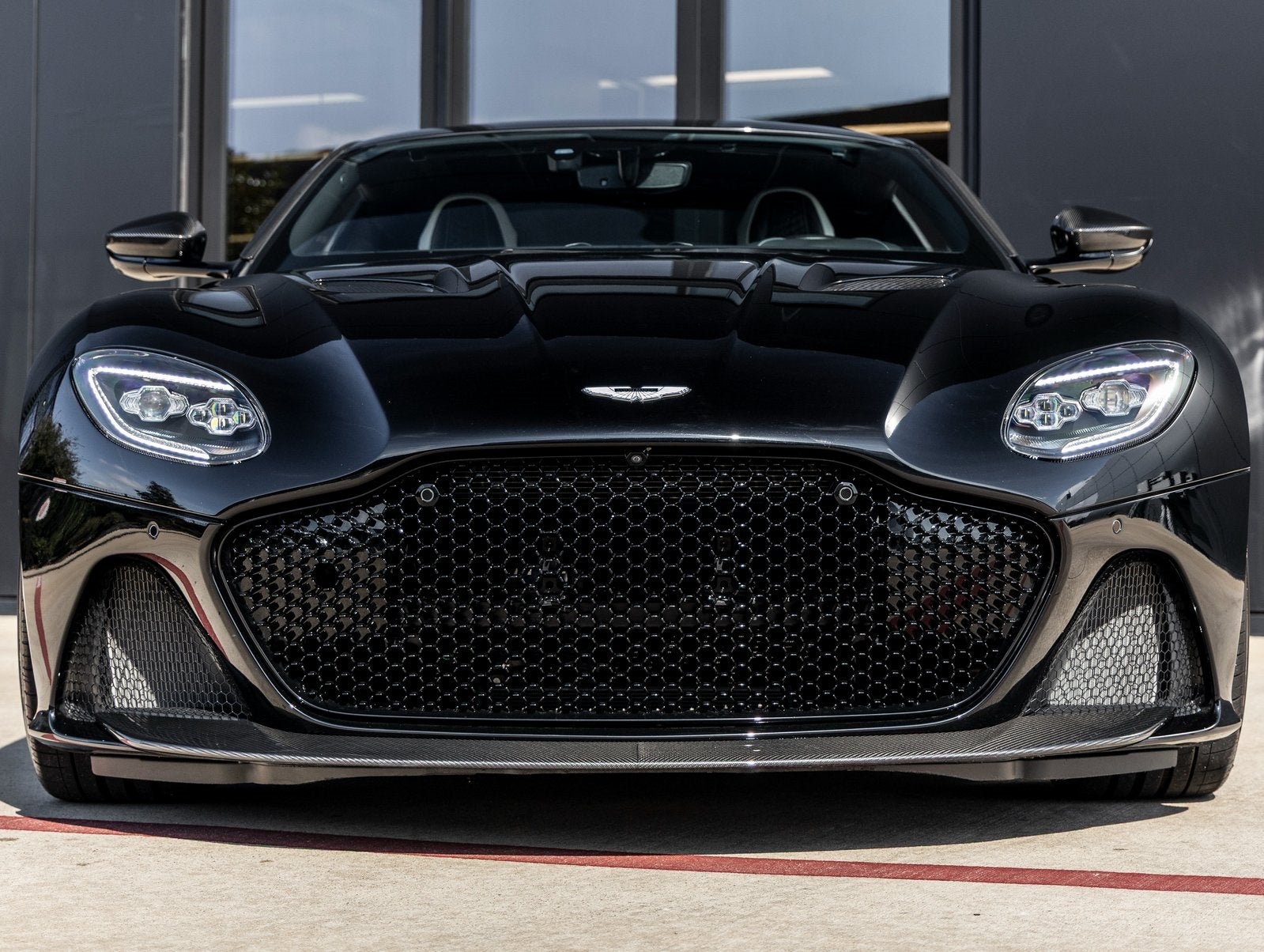 2022 Aston Martin DBS Superleggera