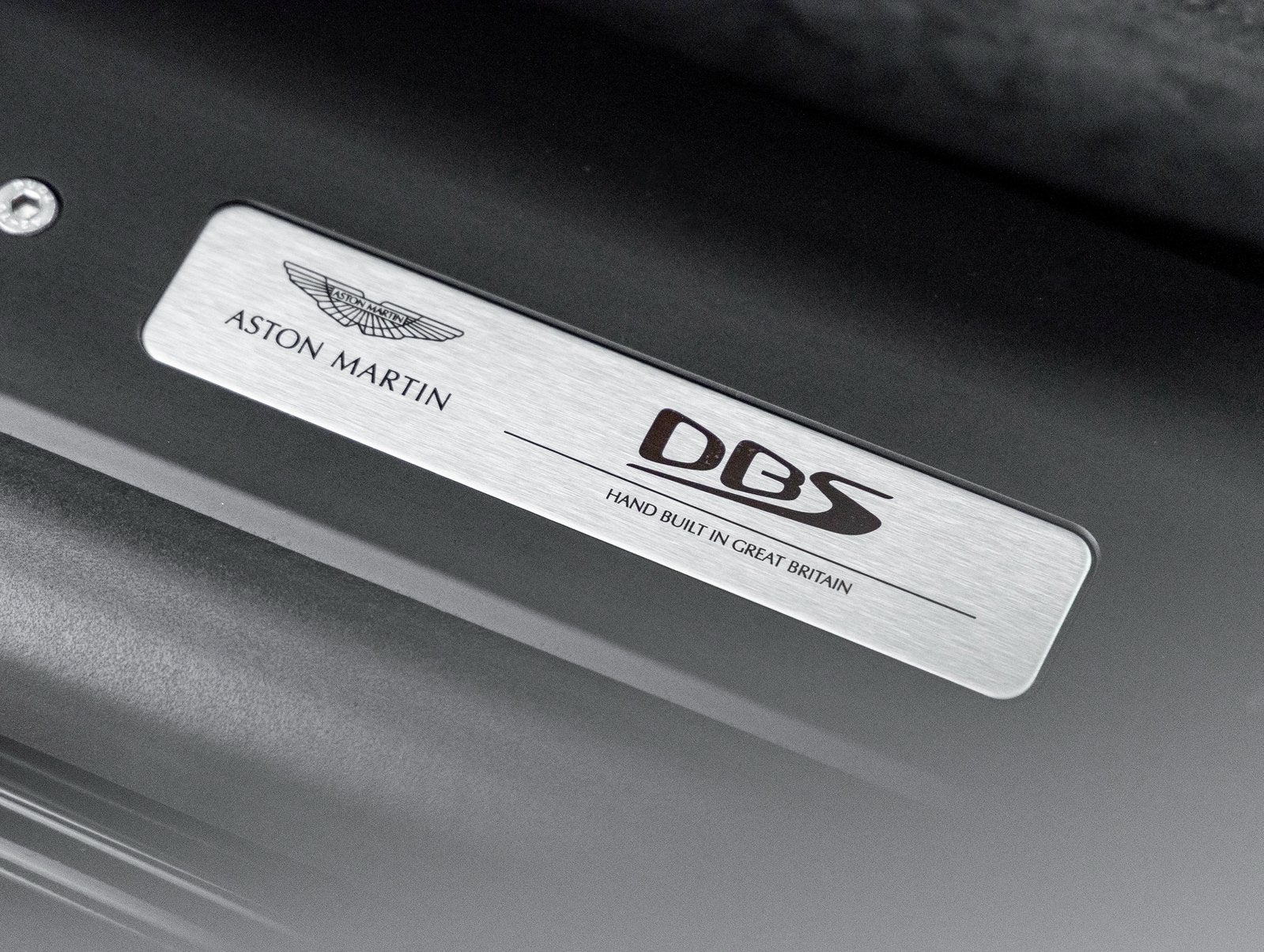 2022 Aston Martin DBS Superleggera