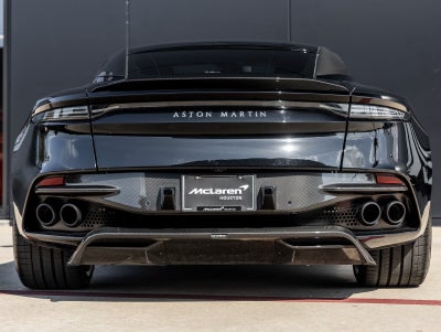 2022 Aston Martin DBS Superleggera