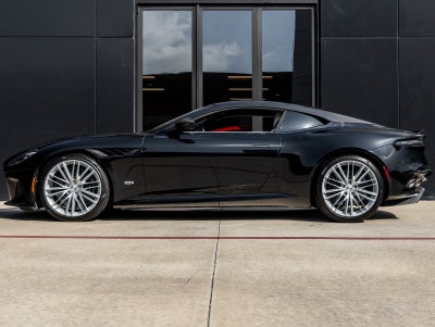 2022 Aston Martin DBS Superleggera