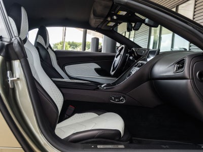 2023 Aston Martin DBS Volante