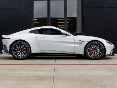 2019 Aston Martin Vantage Base