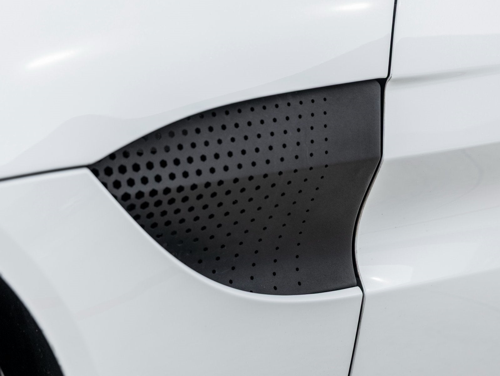 2020 Aston Martin Vantage Base