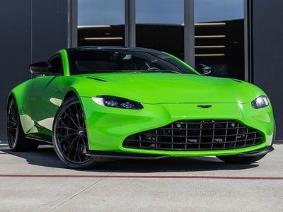 2022 Aston Martin Vantage Base