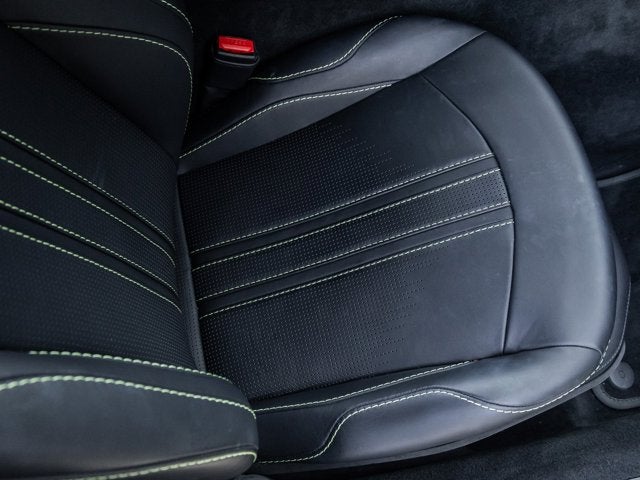 2022 Aston Martin Vantage Base