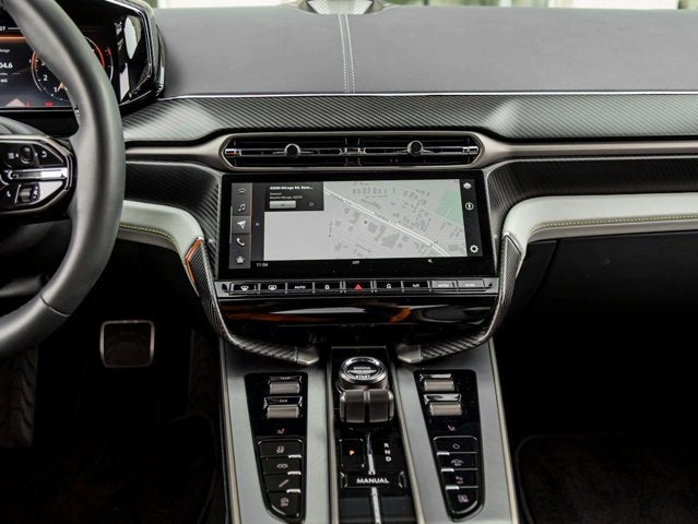 2025 Aston Martin Vanquish V12