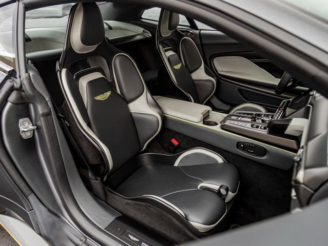 2025 Aston Martin Vanquish V12