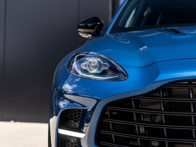 2023 Aston Martin DBX 707