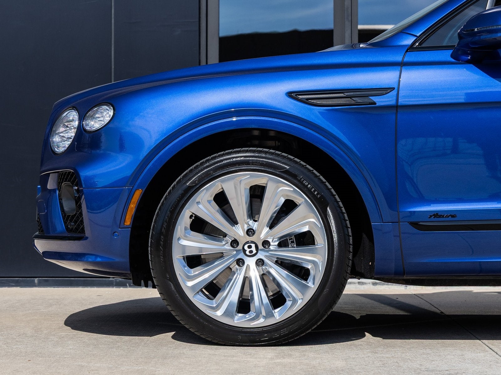 2023 Bentley Bentayga Base