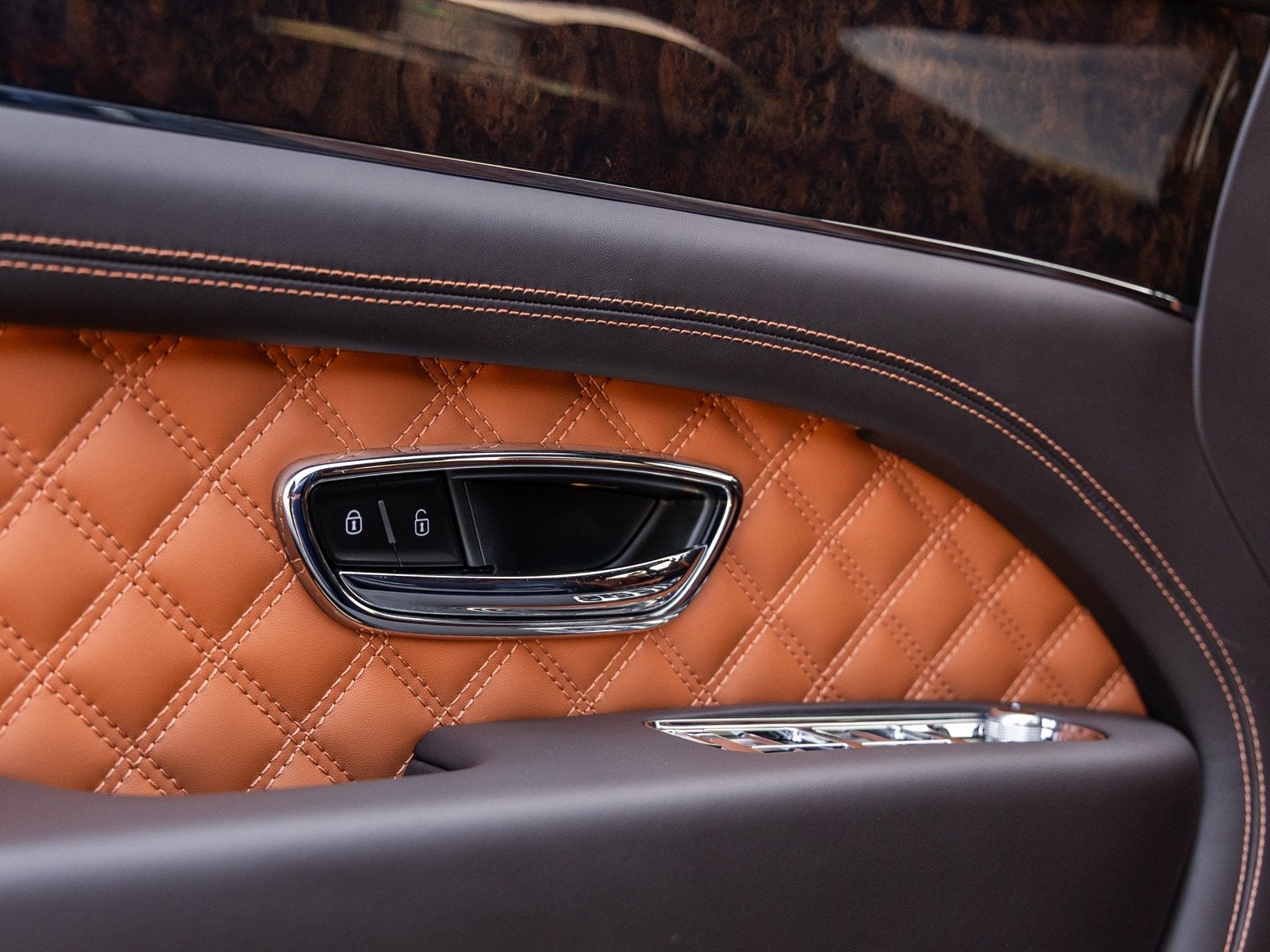 2023 Bentley Bentayga Base