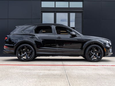 2023 Bentley Bentayga Base
