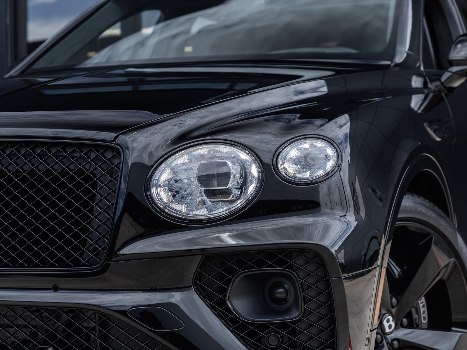 2023 Bentley Bentayga Base