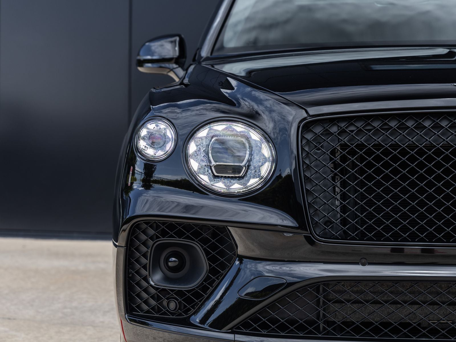 2023 Bentley Bentayga Base