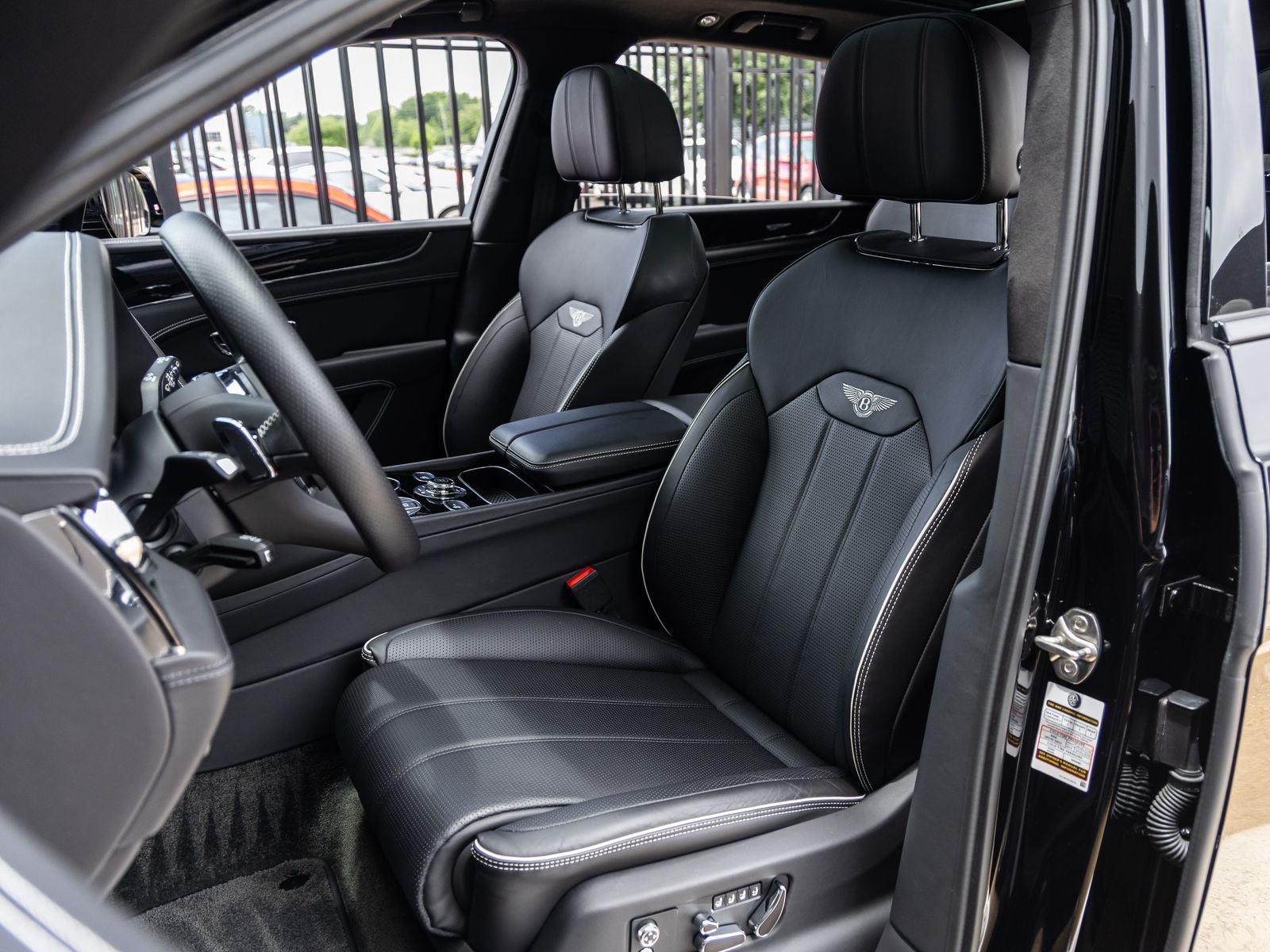 2023 Bentley Bentayga Base