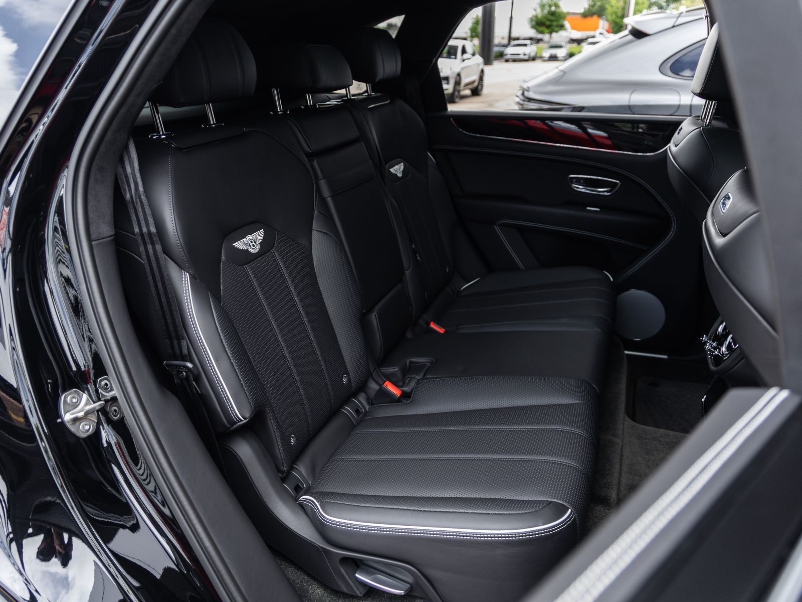 2023 Bentley Bentayga Base