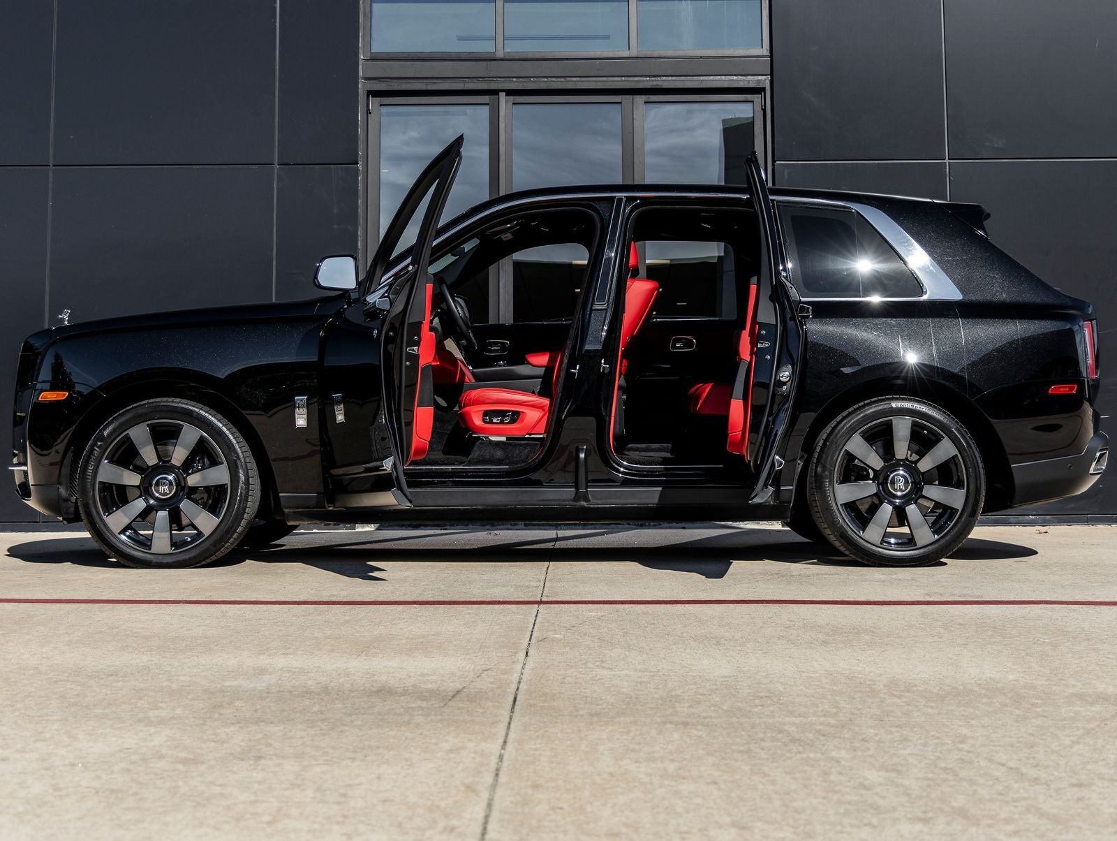 2023 Rolls-Royce Cullinan 