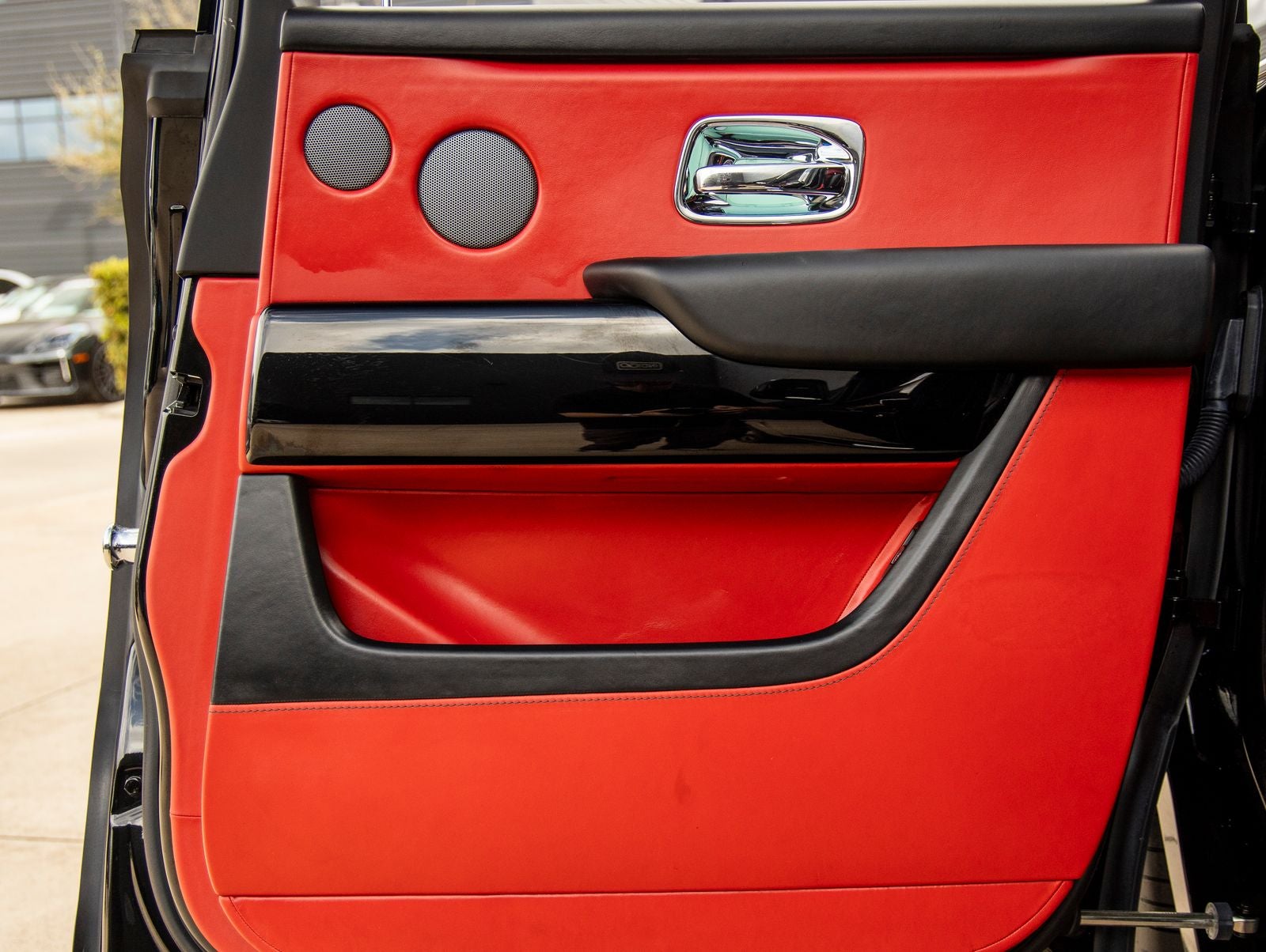 2021 Rolls-Royce Cullinan Base