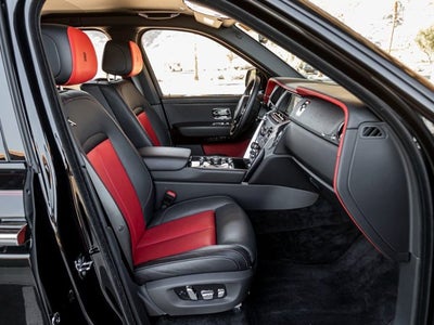 2023 Rolls-Royce Cullinan Base