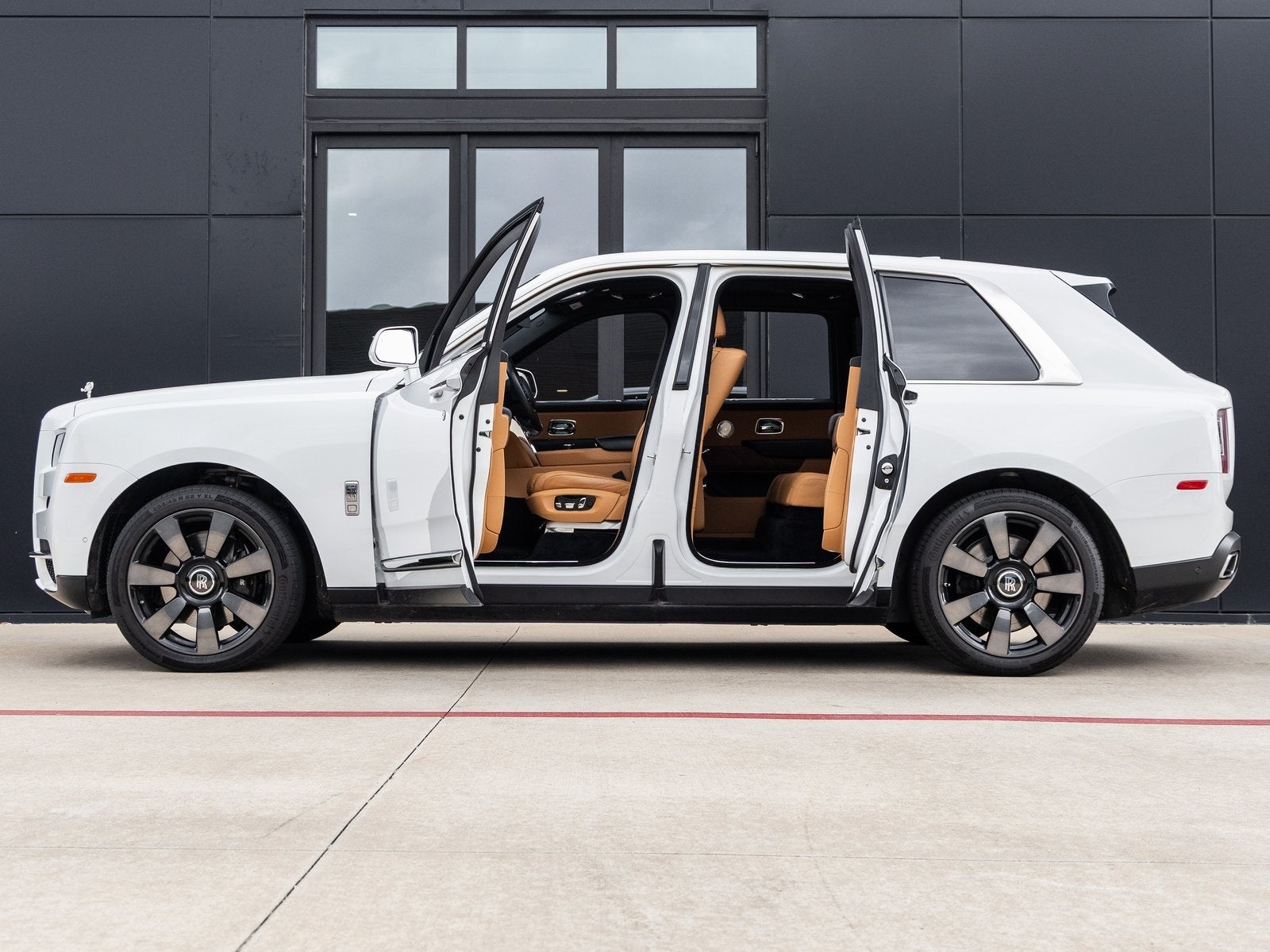 2022 Rolls-Royce Cullinan 
