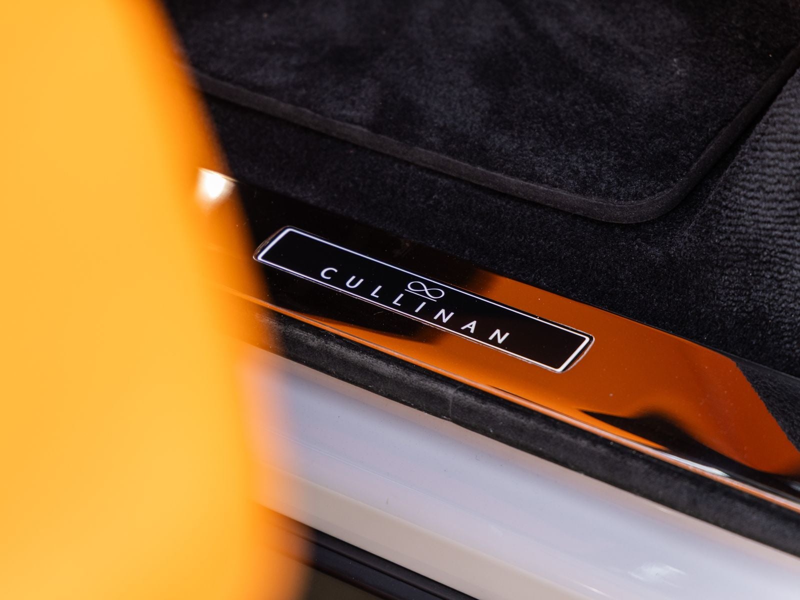 2023 Rolls-Royce Black Badge Cullinan Black Badge