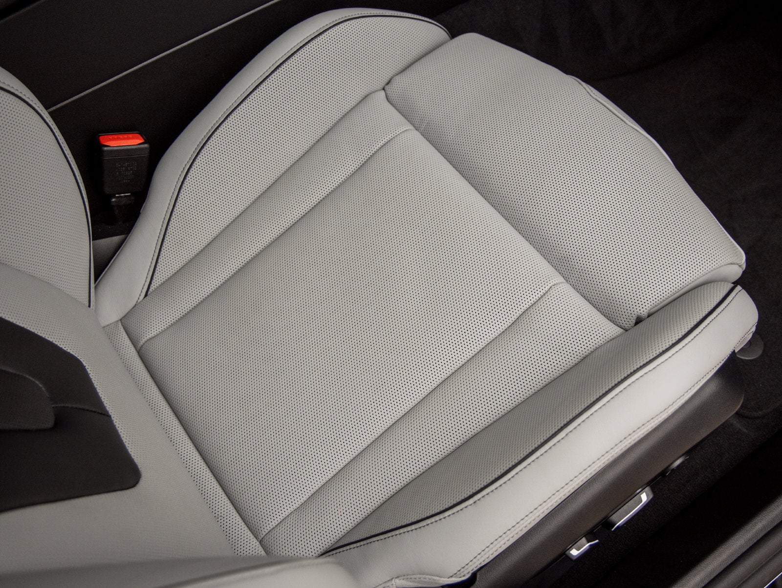 2026 BMW M5 Base
