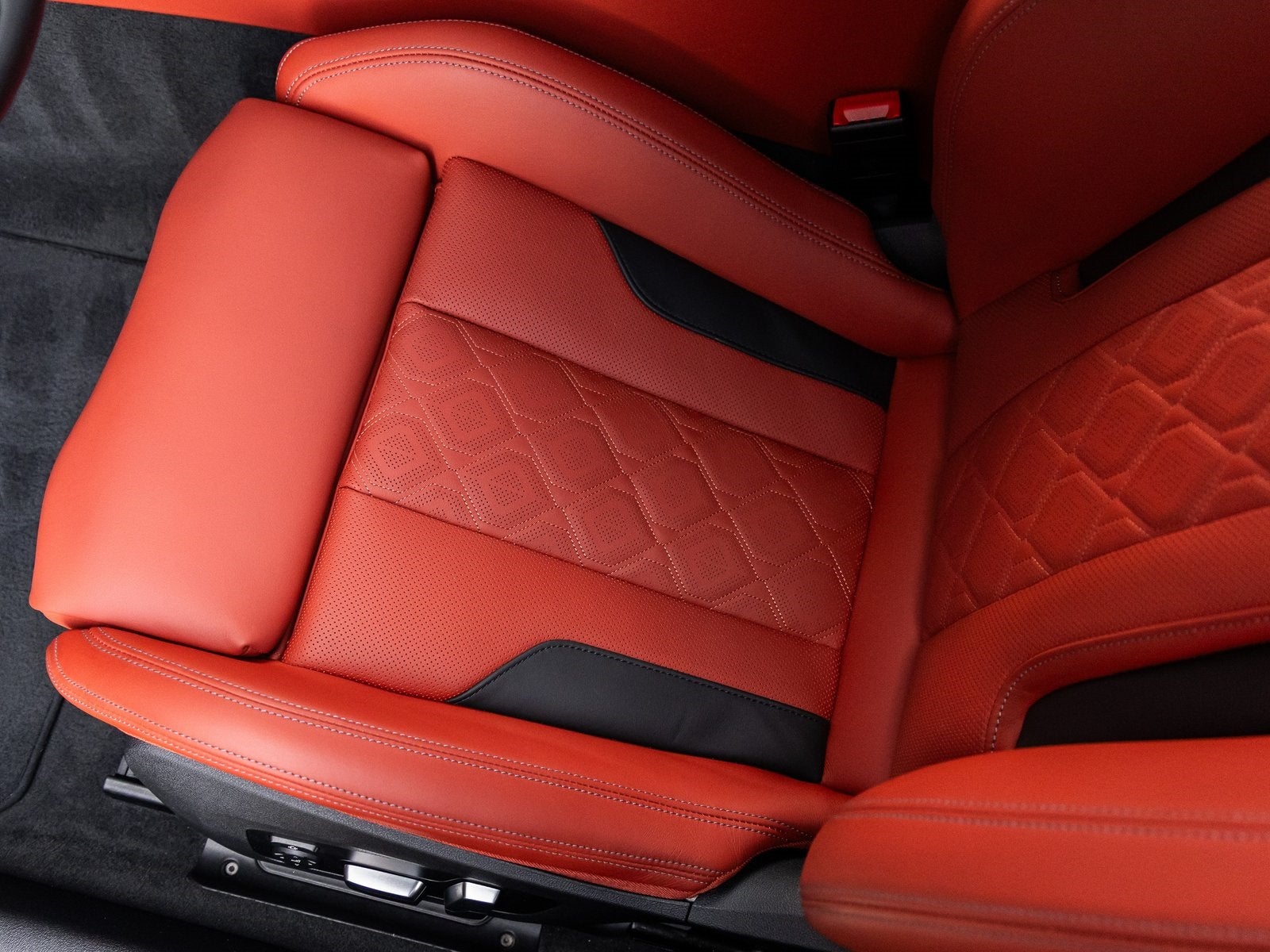 2025 BMW M8 Competition