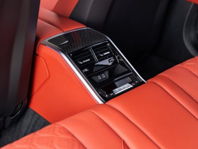 2025 BMW M8 Competition