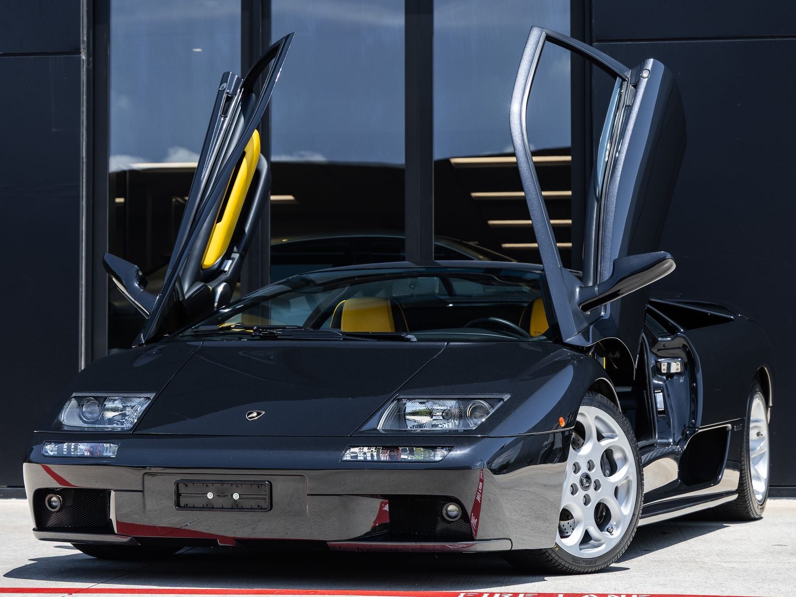 2001 Lamborghini Diablo VT 6.0 Base
