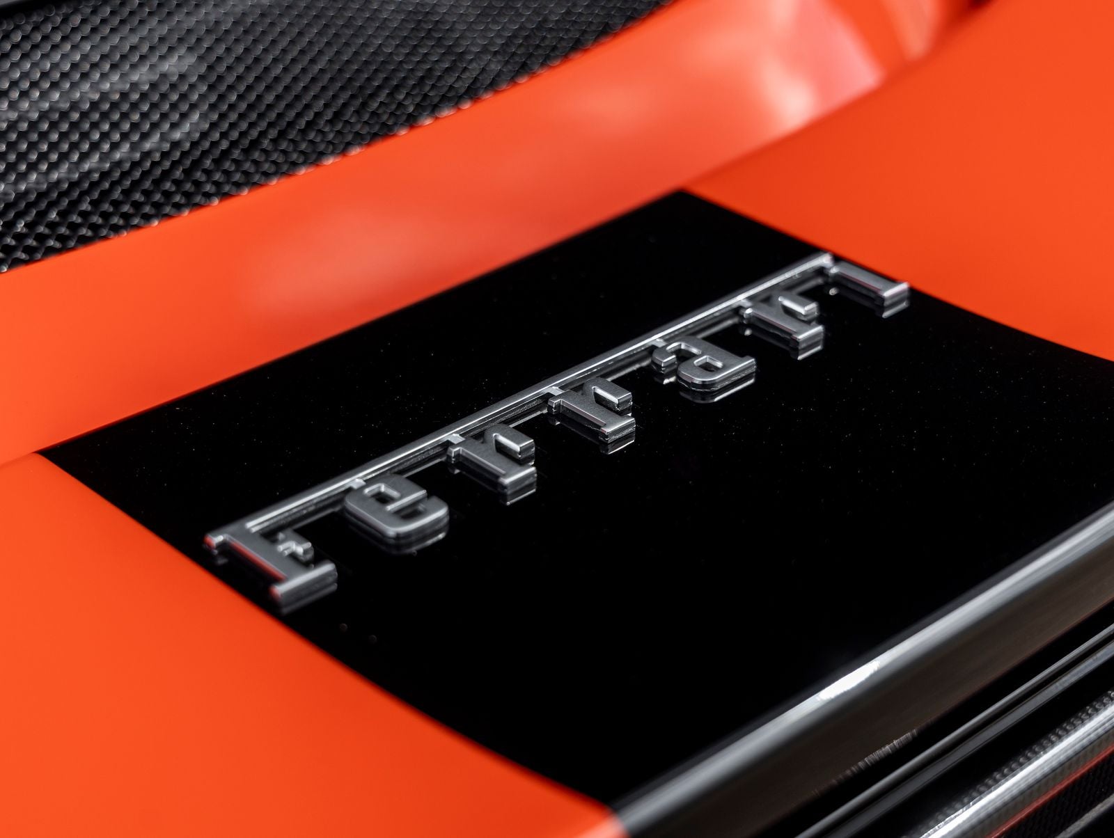 2024 Ferrari 296 GTS Base