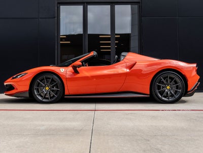 2024 Ferrari 296 GTS Base