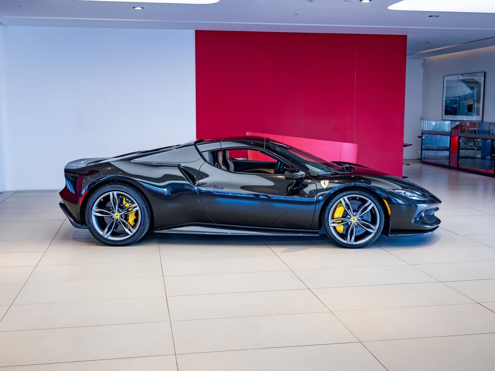 2025 Ferrari 296 GTS Base