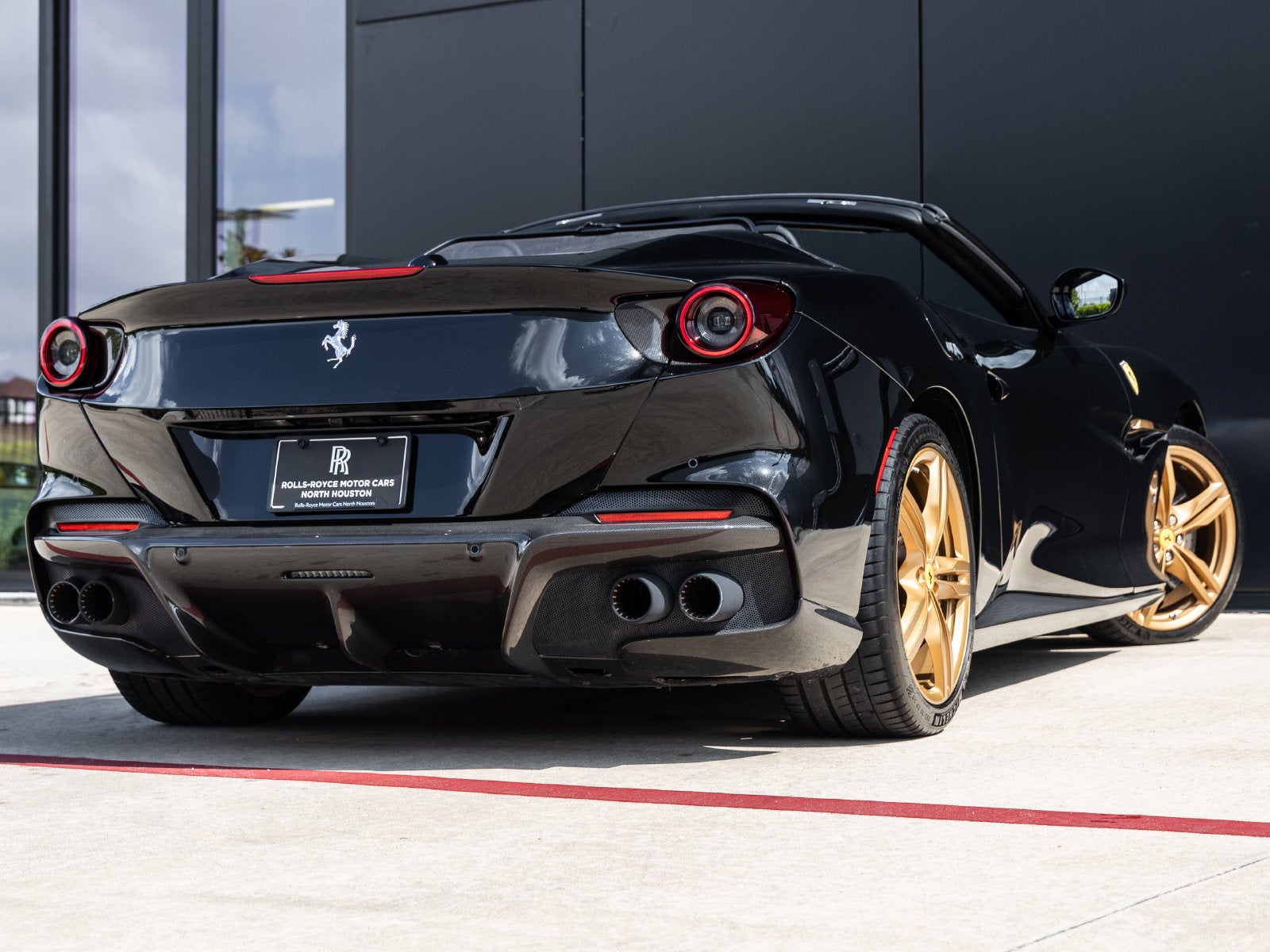 2023 Ferrari Portofino M Base