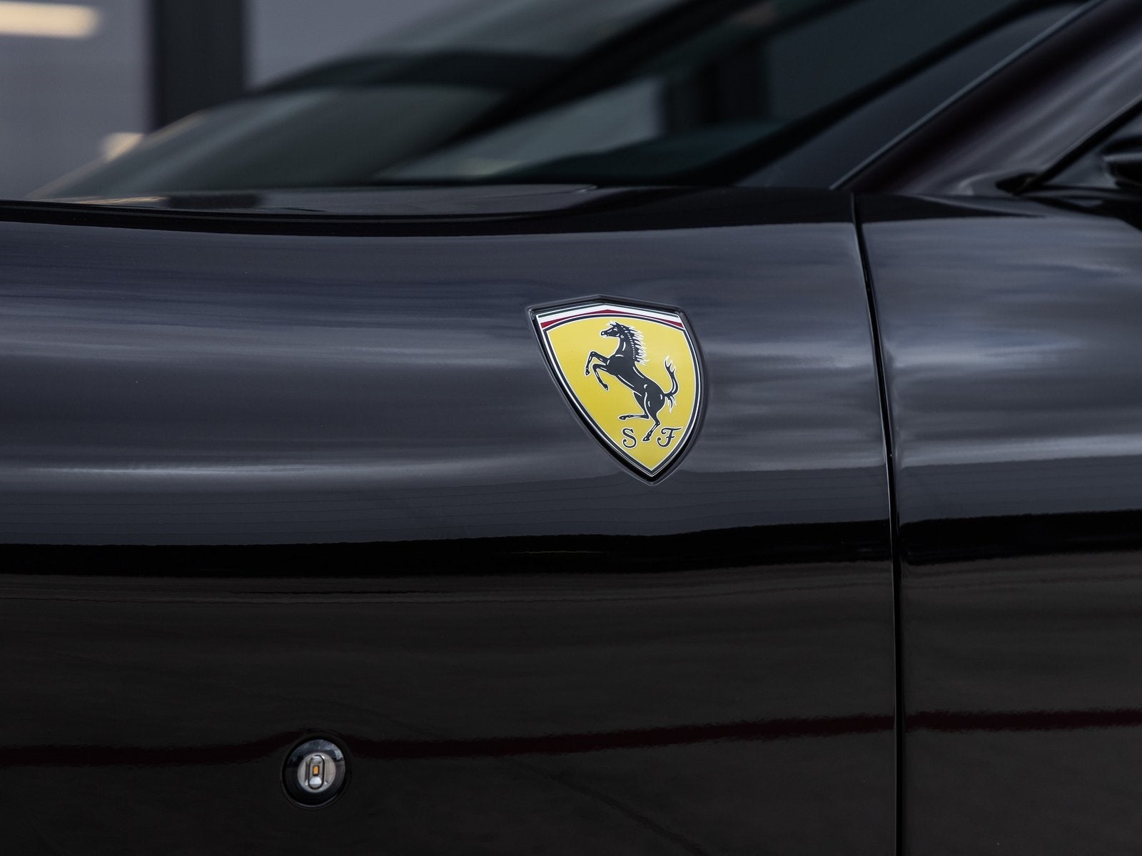 2024 Ferrari Roma Base