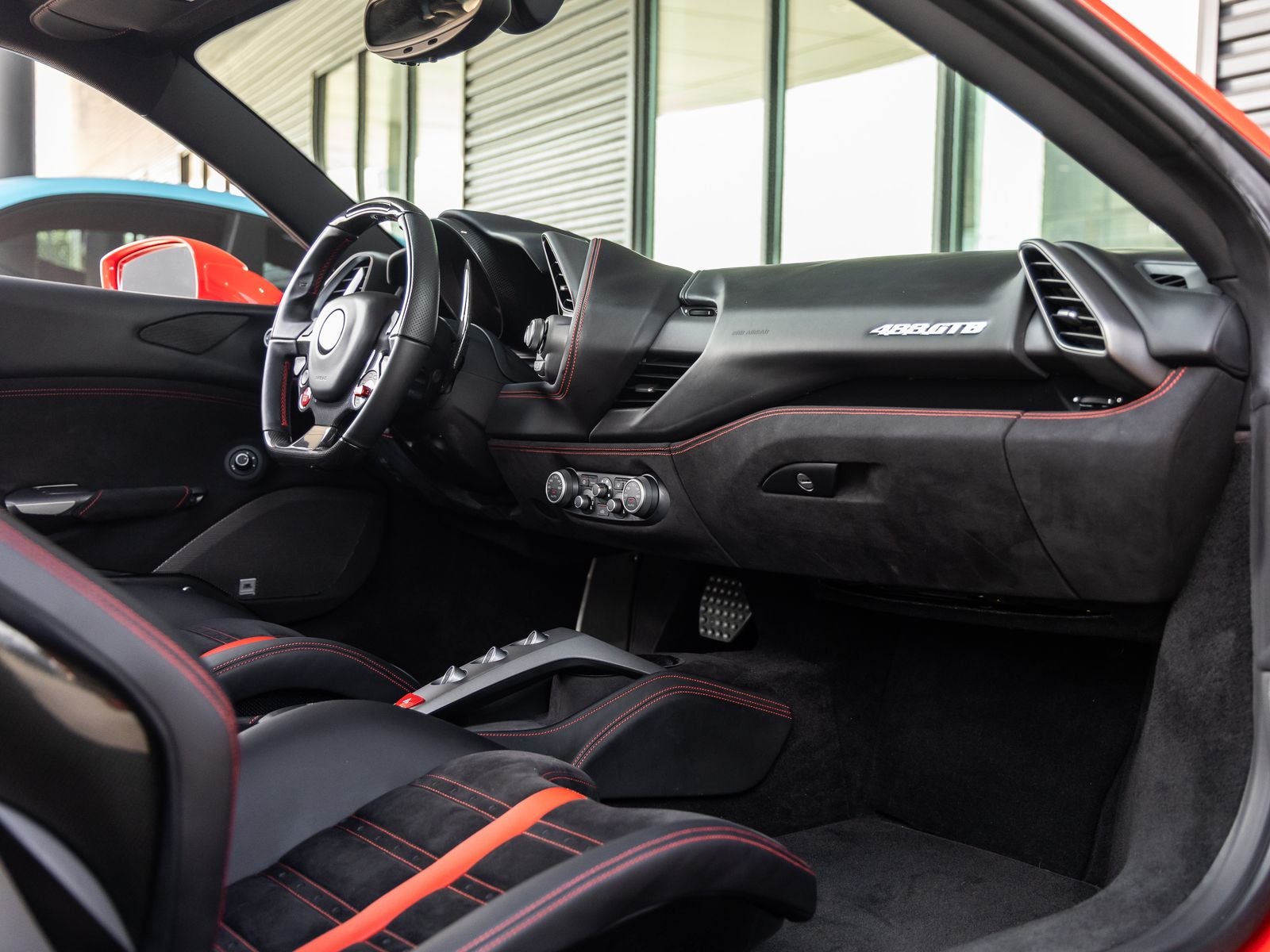 2017 Ferrari 488 GTB Base