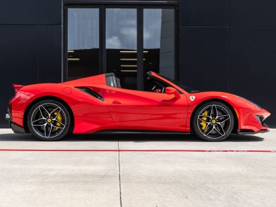 2020 Ferrari 488 Pista Base