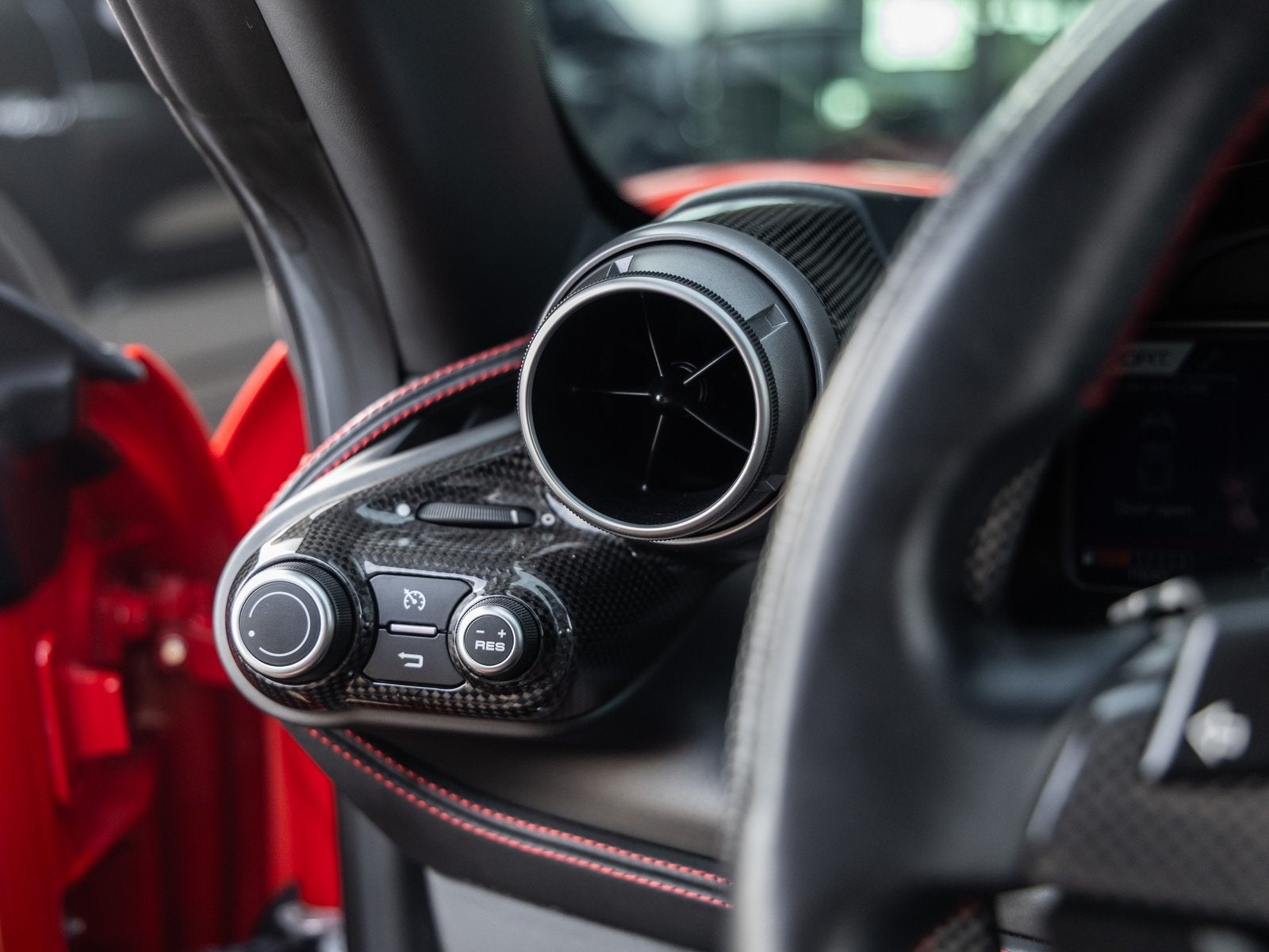 2020 Ferrari F8 Tributo Base