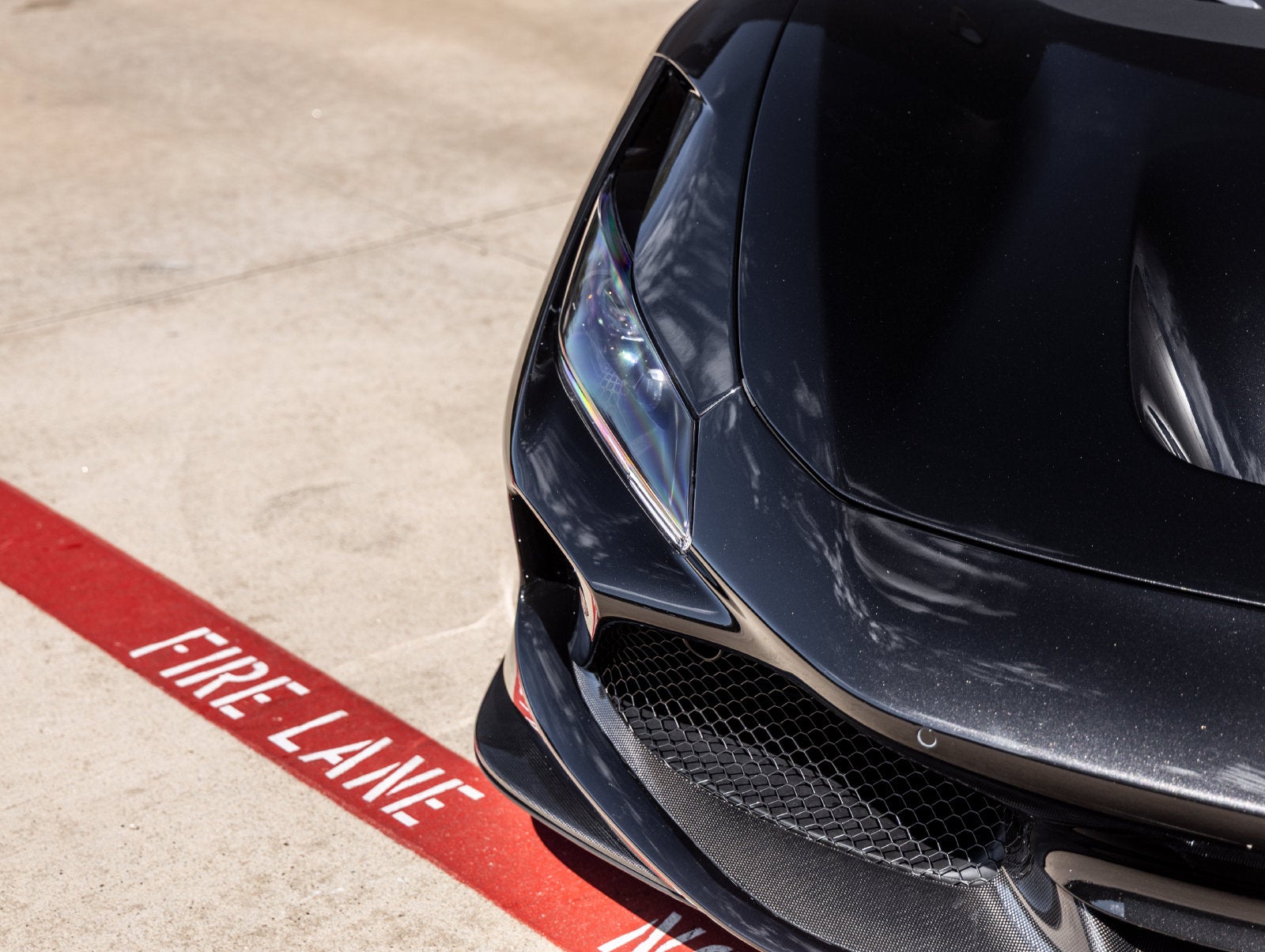 2023 Ferrari F8 Spider Base