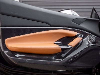 2023 Ferrari F8 Spider Base