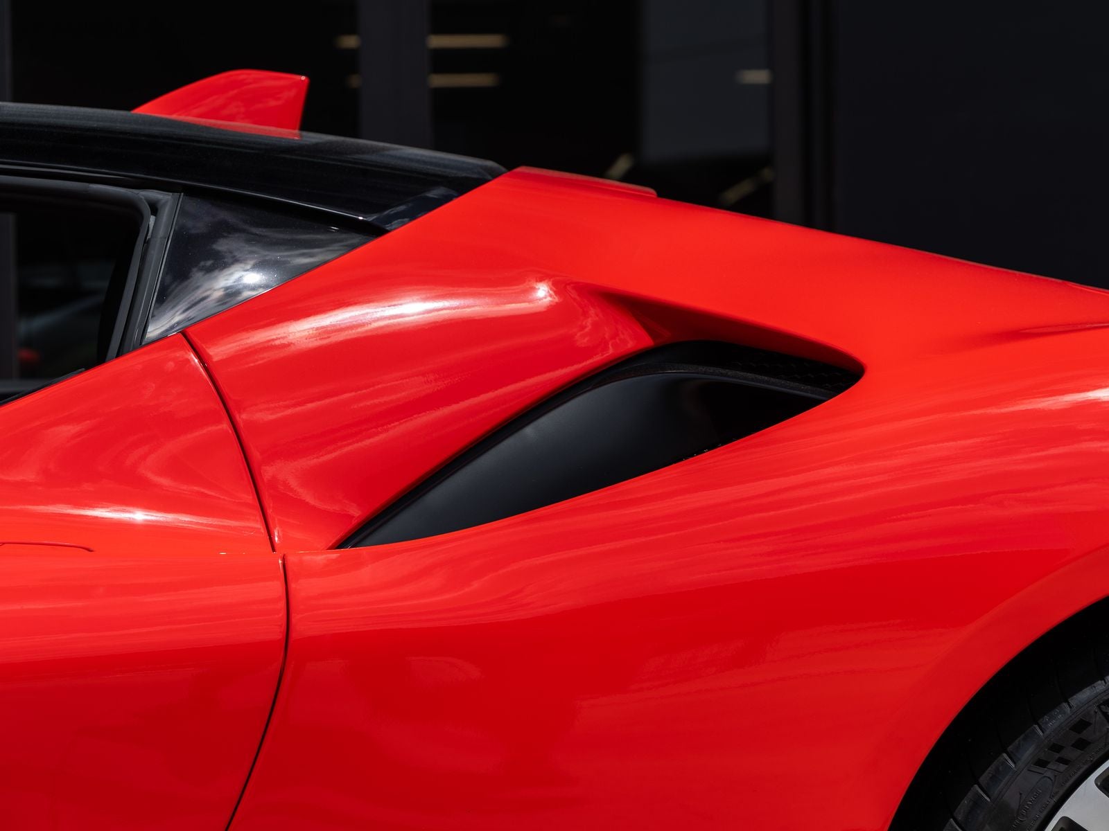 2021 Ferrari SF90 Stradale Base