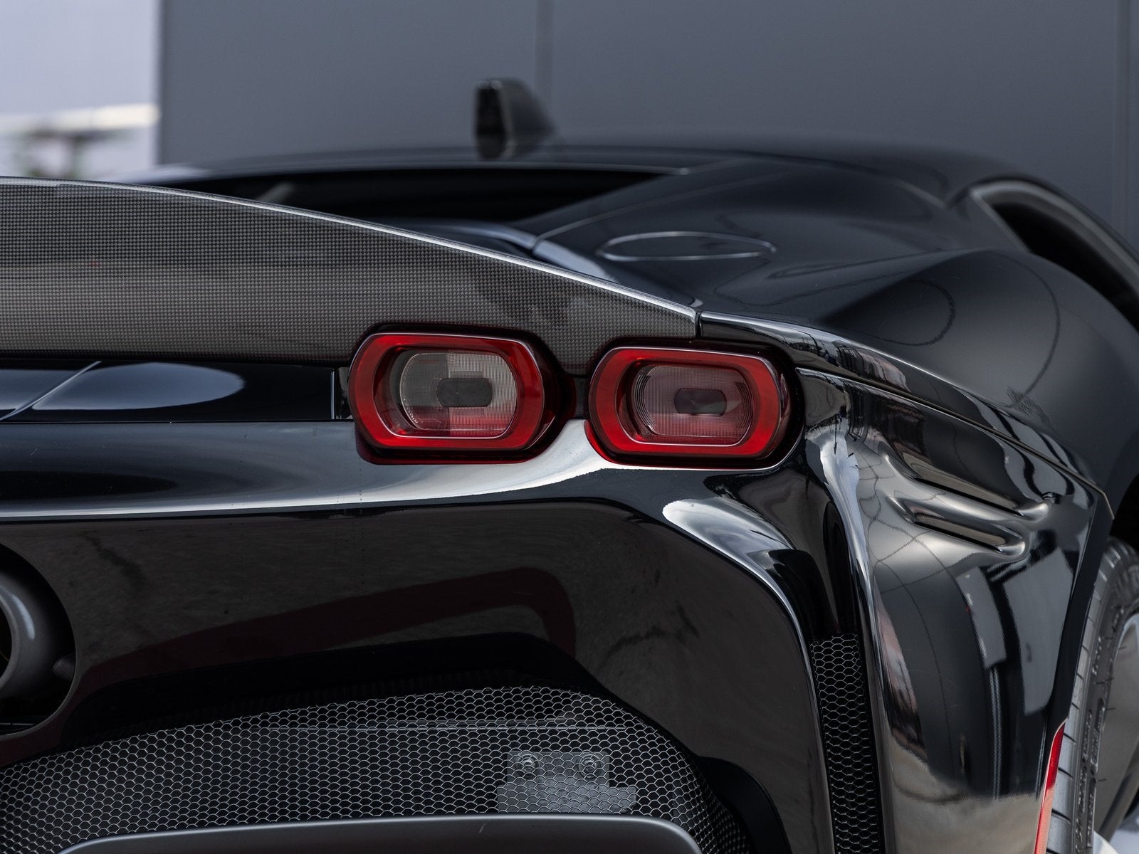 2021 Ferrari SF90 Stradale Base