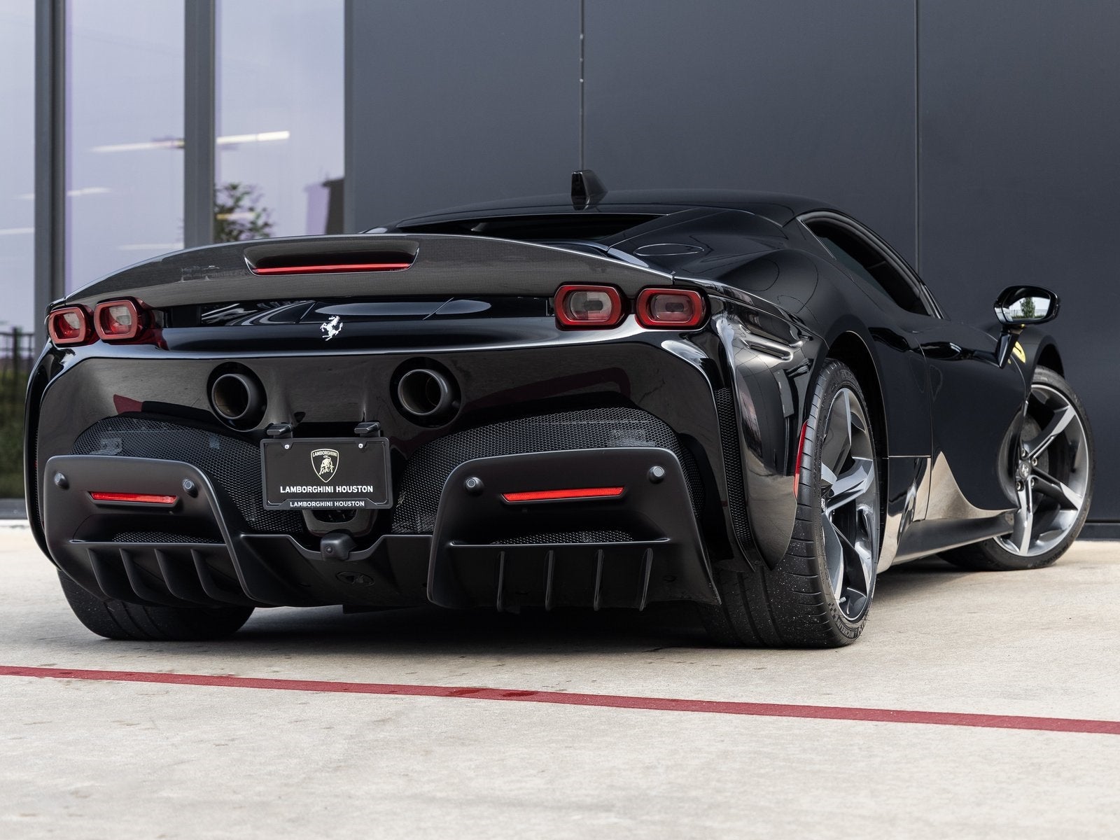 2021 Ferrari SF90 Stradale Base