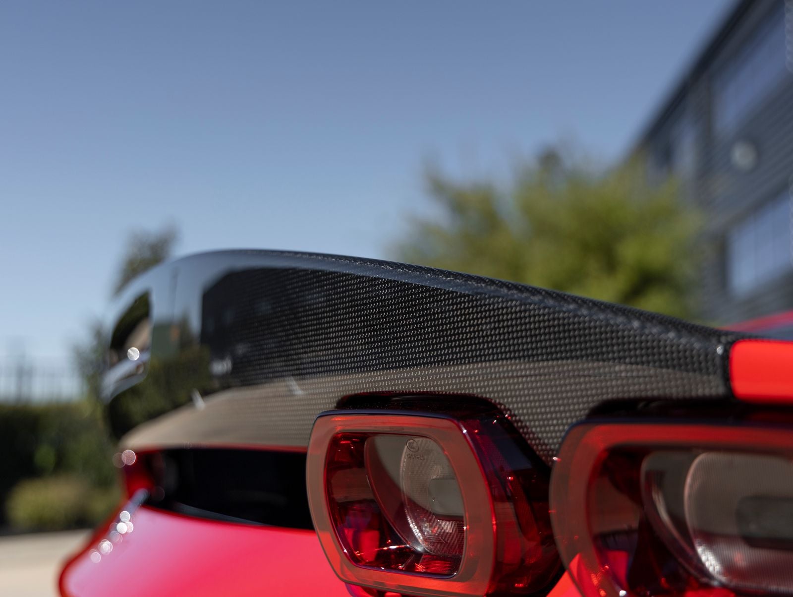 2023 Ferrari SF90 Stradale Base