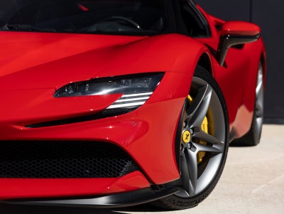 2023 Ferrari SF90 Stradale Base