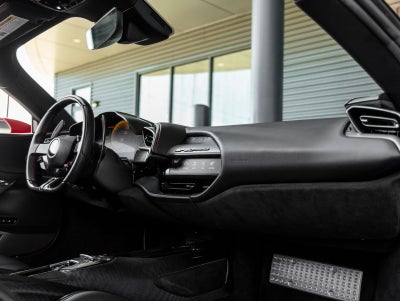 2023 Ferrari SF90 Stradale Base